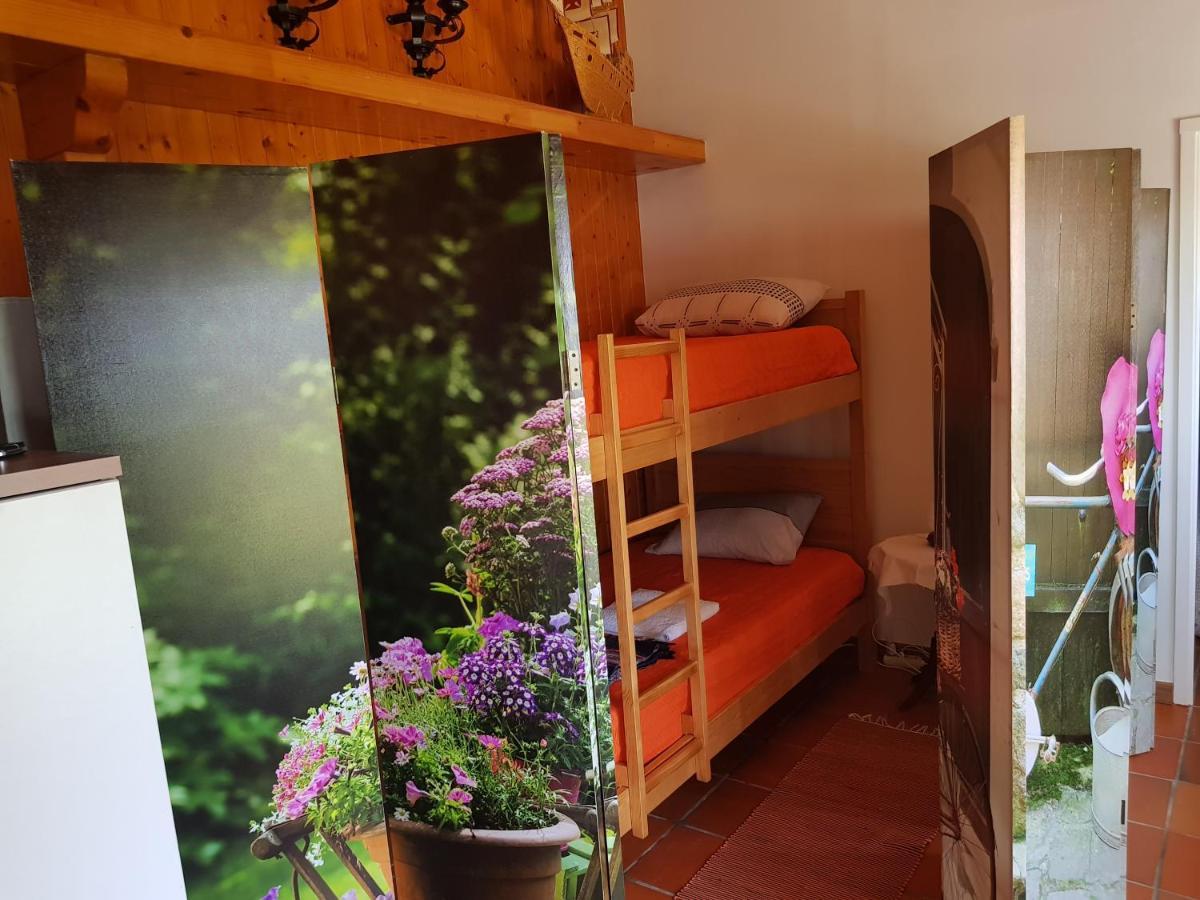 Casa Do Adro Hotel Виана до Кастело Екстериор снимка