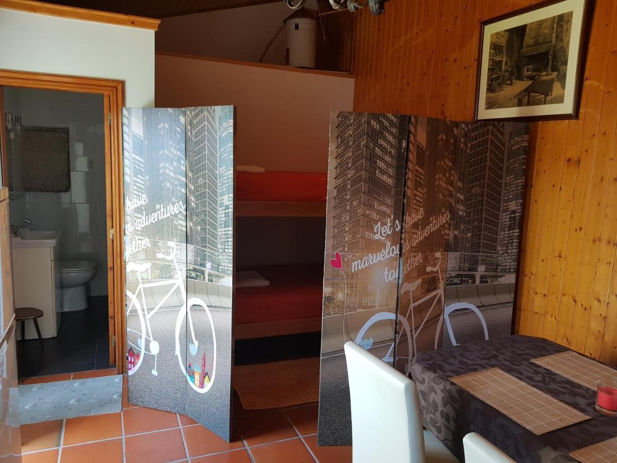 Casa Do Adro Hotel Виана до Кастело Екстериор снимка
