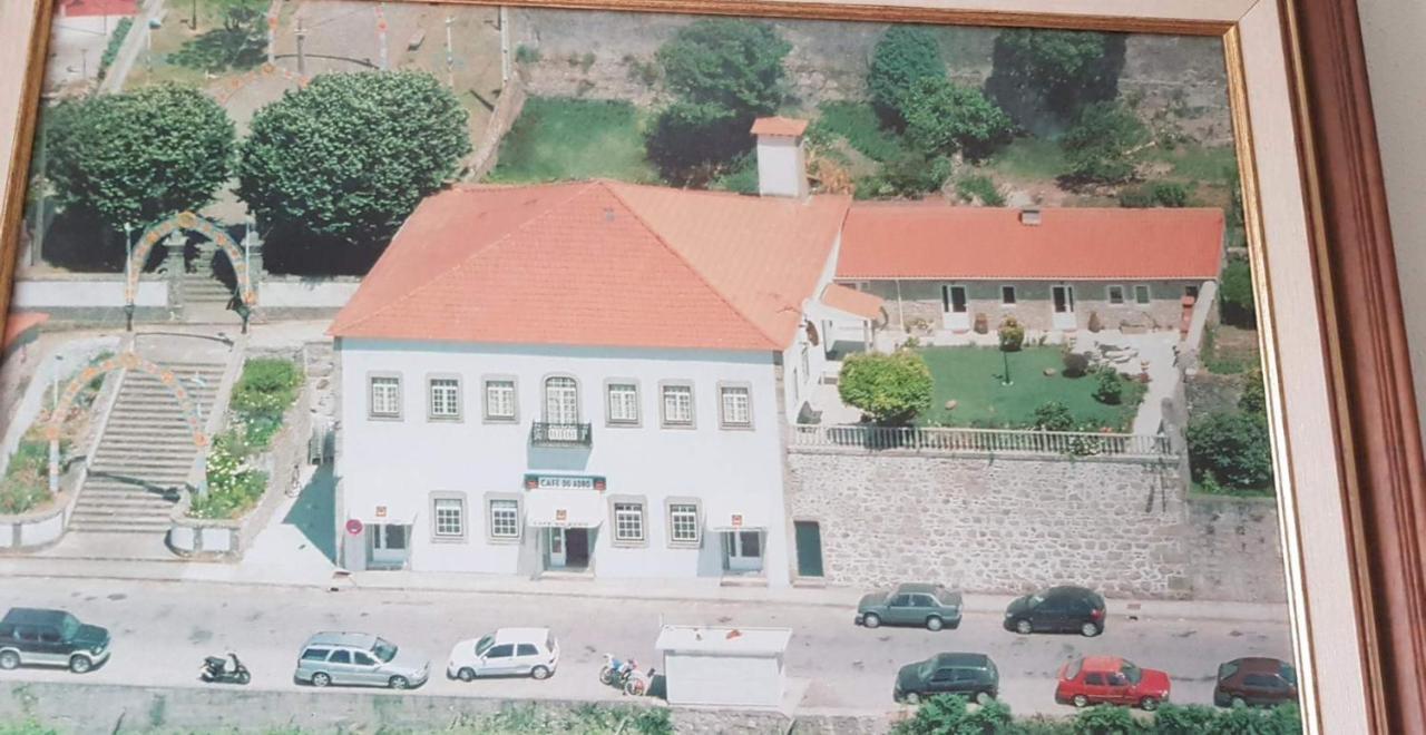 Casa Do Adro Hotel Виана до Кастело Екстериор снимка