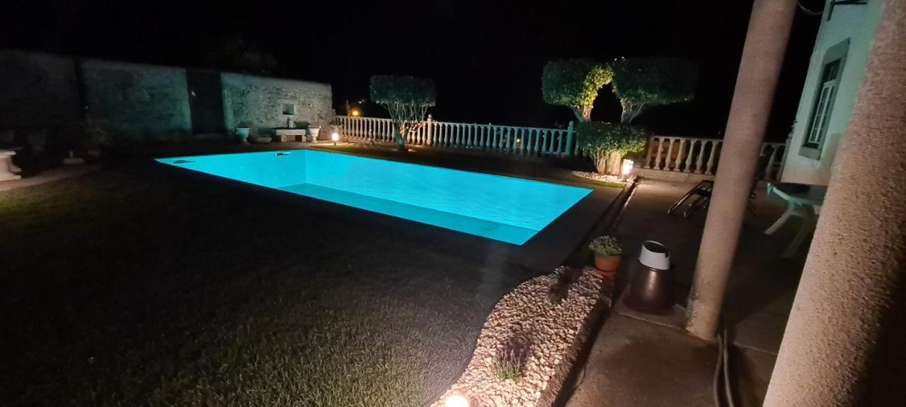 Casa Do Adro Hotel Виана до Кастело Екстериор снимка